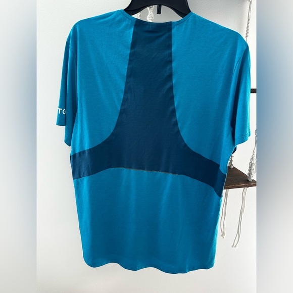 lululemon athletica Teal Short Sleeve Tee - Picture 3 of 4